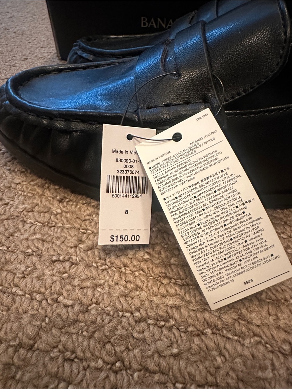 Banana Republic Vegan Black Leather Gathered Women's Loafers - Picture 3 of 6
